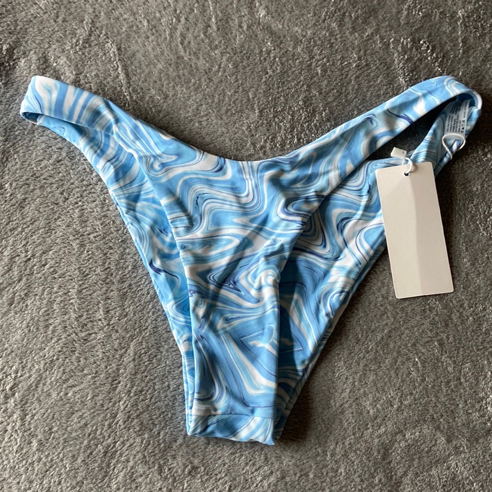Aurelle bikini bottom NWT